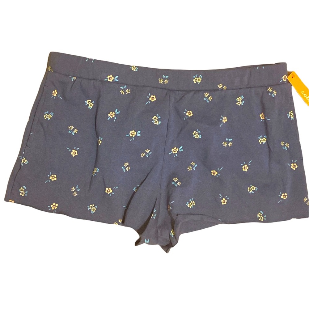 Women’s Blue Floral Loungewear Fleece Shorts - XL